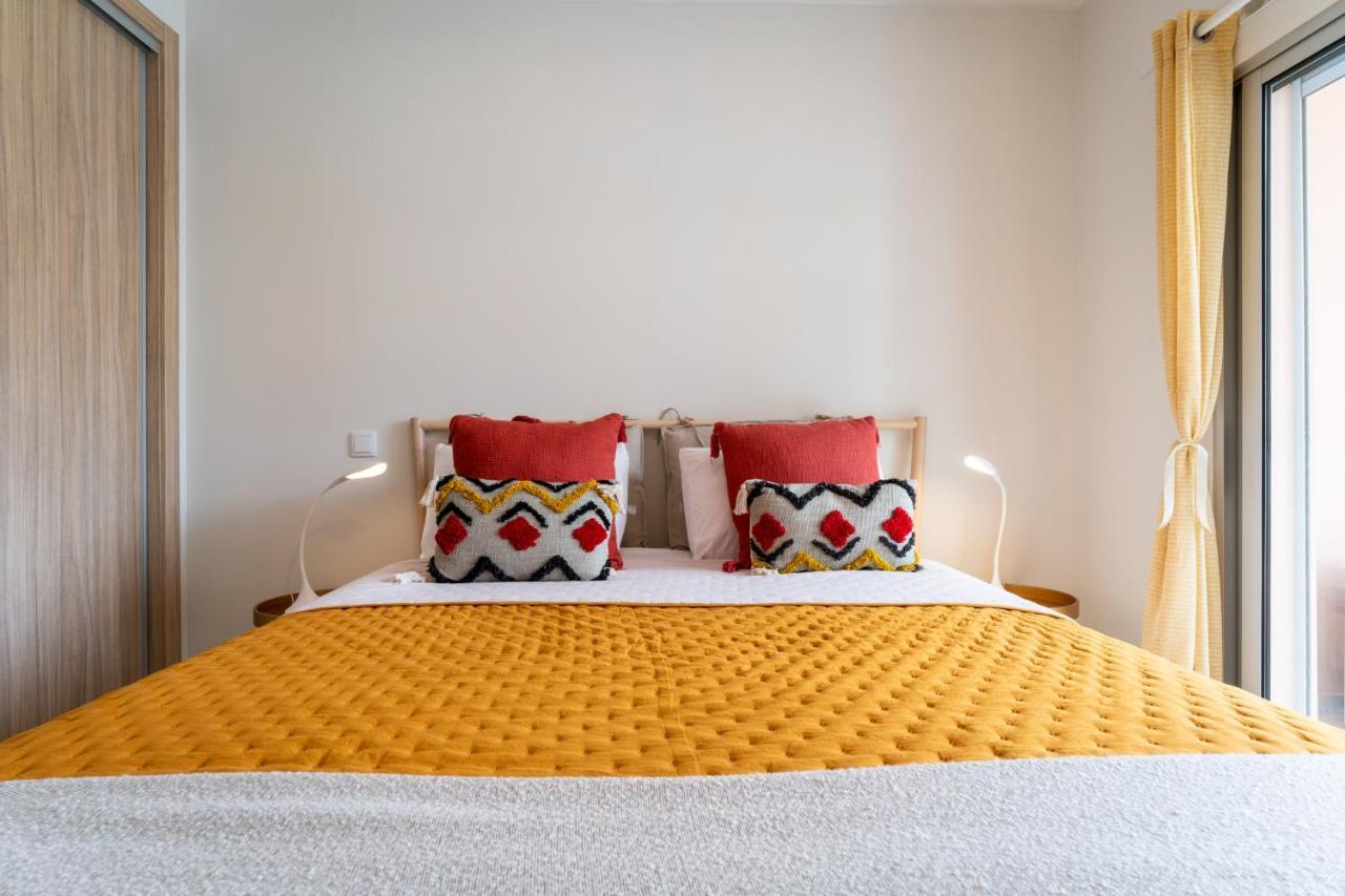 Sunny Brand New 2-Bedroom Apt - 500M From Praia Da Rocha With Ac And Pool! Portimão Exteriér fotografie