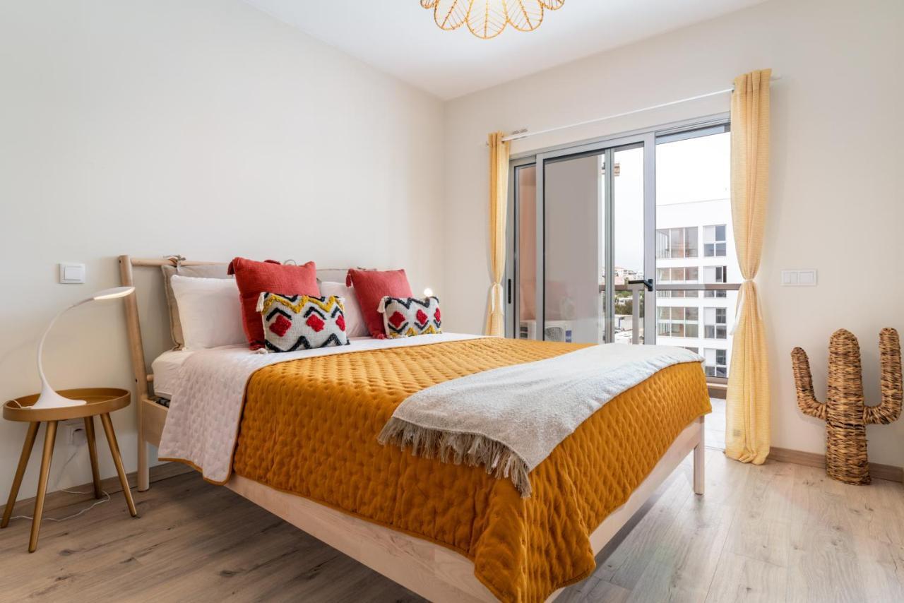 Sunny Brand New 2-Bedroom Apt - 500M From Praia Da Rocha With Ac And Pool! Portimão Exteriér fotografie