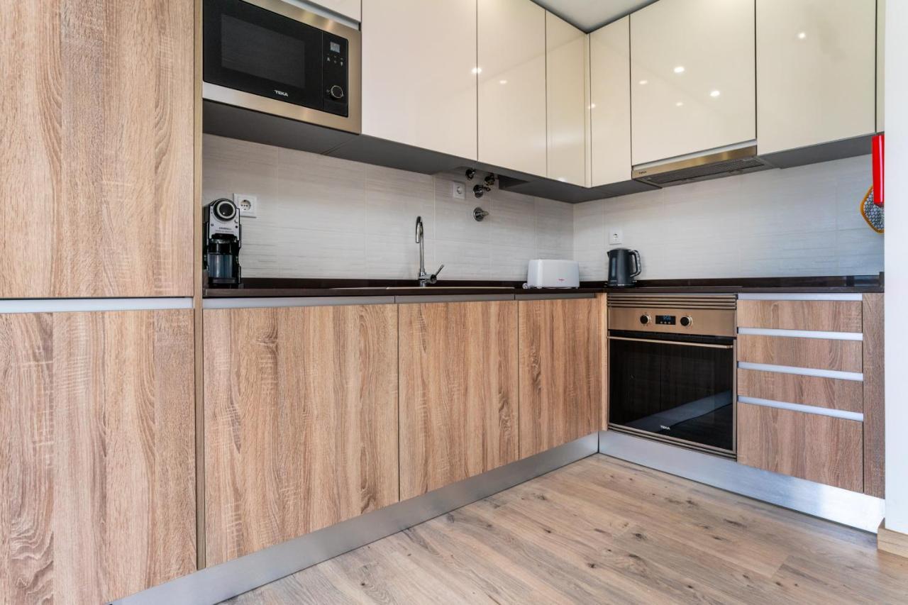 Sunny Brand New 2-Bedroom Apt - 500M From Praia Da Rocha With Ac And Pool! Portimão Exteriér fotografie