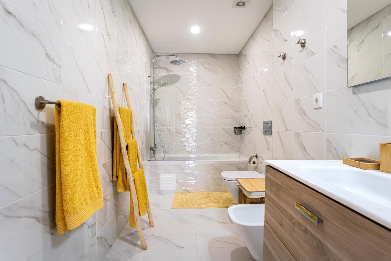 Sunny Brand New 2-Bedroom Apt - 500M From Praia Da Rocha With Ac And Pool! Portimão Exteriér fotografie
