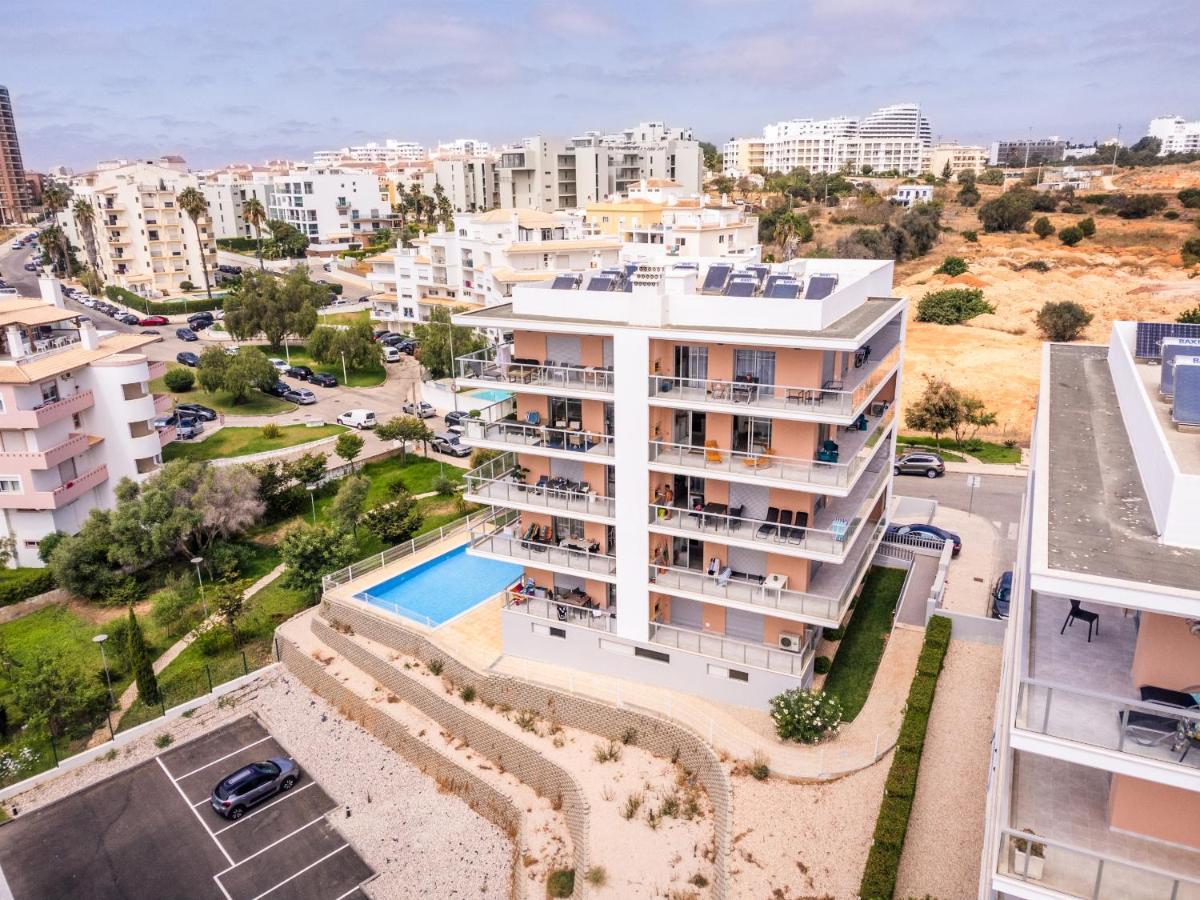 Sunny Brand New 2-Bedroom Apt - 500M From Praia Da Rocha With Ac And Pool! Portimão Exteriér fotografie