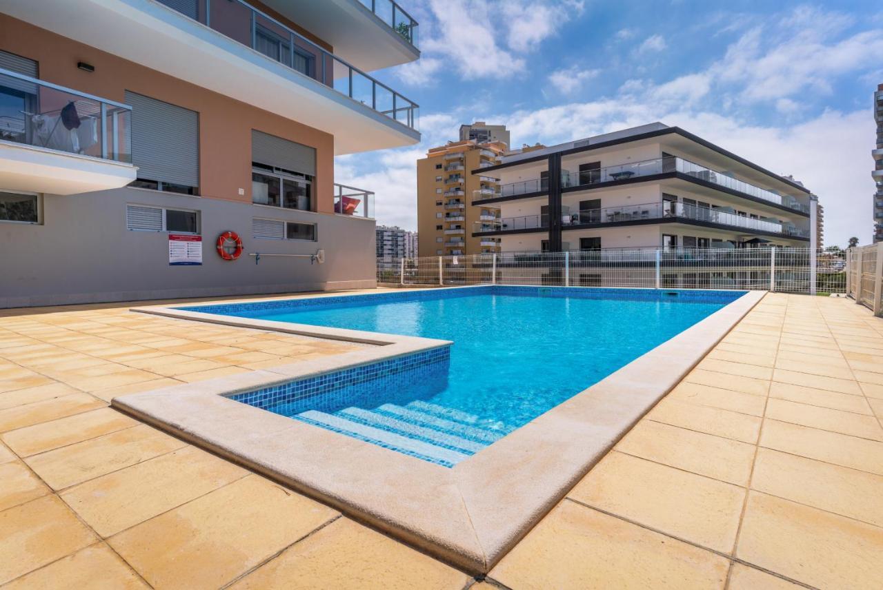 Sunny Brand New 2-Bedroom Apt - 500M From Praia Da Rocha With Ac And Pool! Portimão Exteriér fotografie